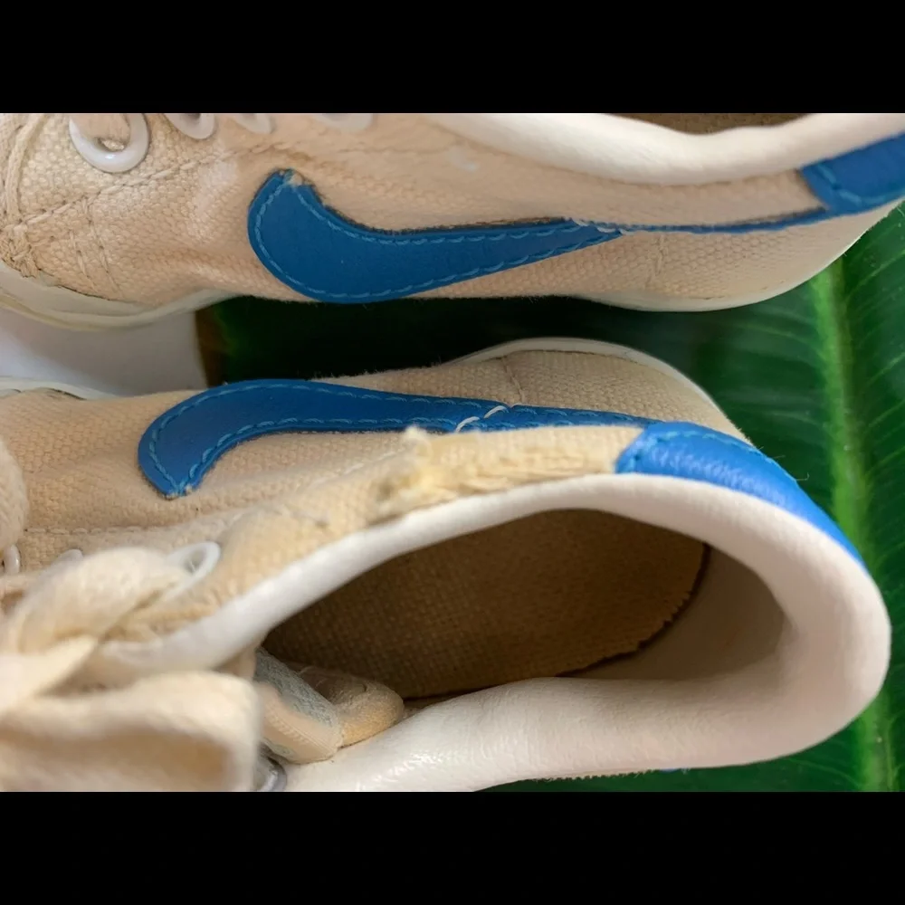 Vintage RARE Nike Canvas Courts Shoes Baby Size 3​